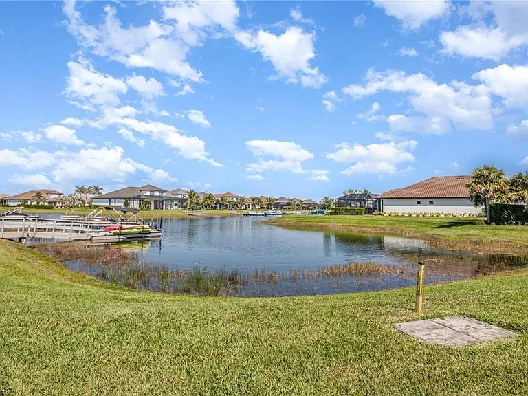 11110 Canal Grande Dr — Photo 31