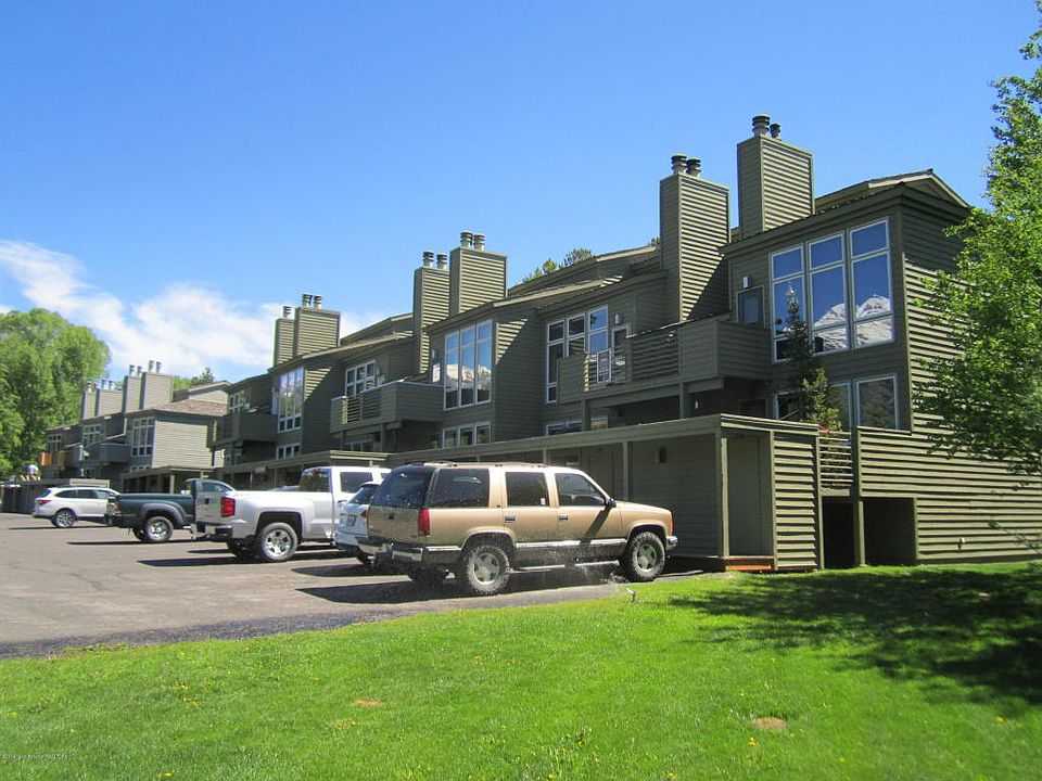 1st image of 3544 N Lake Creek Dr
