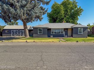 1309 Rainier St, Grandview, WA