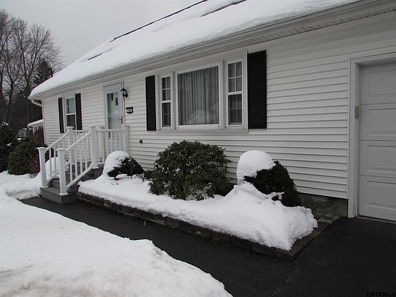 2nd image of 16 Manchester Dr
