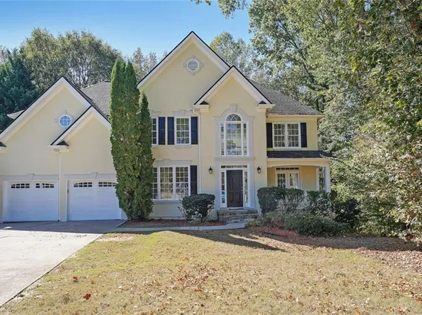 2085 Brook Meadow Dr, Alpharetta, GA 30005