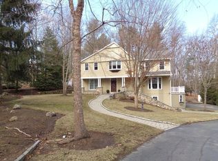 178 Oakland St, Wellesley, MA 02481