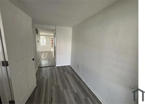 4 bed, $2,300 — Photo 3