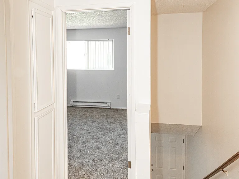 Cinnamon Square Apartments — Photo 10
