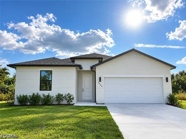 3048 Birwood Cir, Labelle, FL 33935