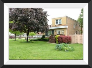 6833 S Roberts Rd, Bridgeview, IL 60455