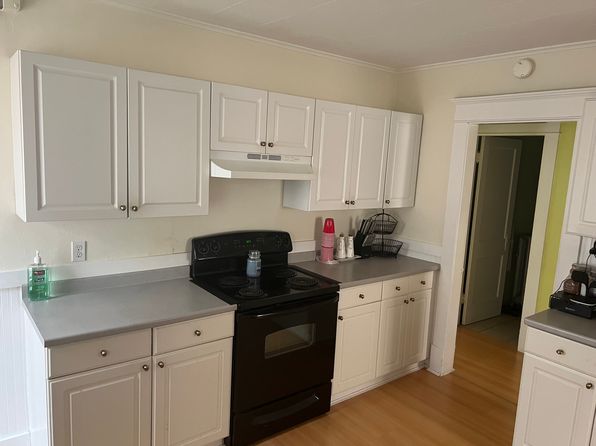 246 Nonotuck Ave #2