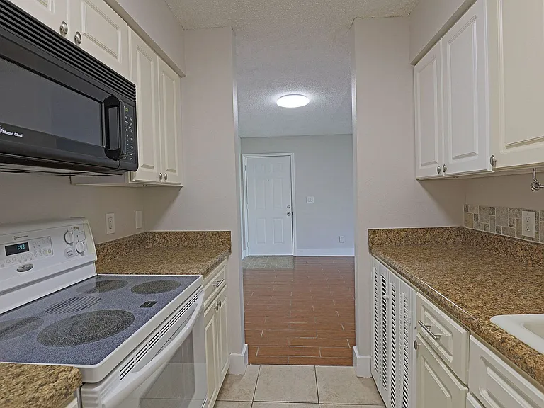 5303 Summerlin Rd #301 — Photo 10