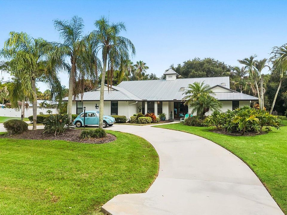 1st image of 366 NE FICUS Terrace