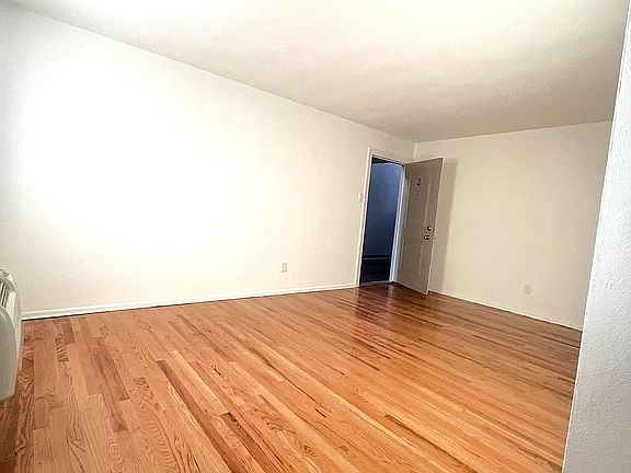 2nd image of 3537 Morganford Rd APT 5