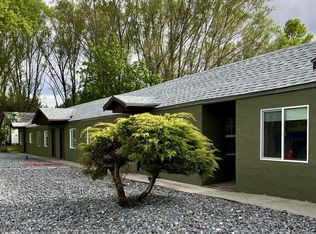 5333 Rogue River Hwy #C & E, Gold Hill, OR
