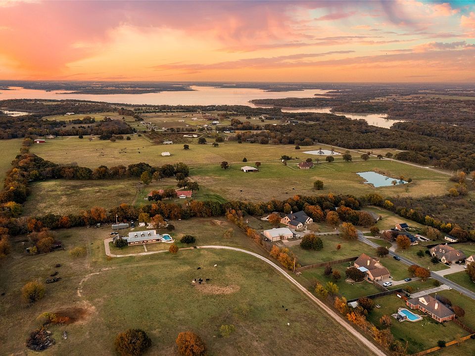 2nd image of 13633 Alexander Rd