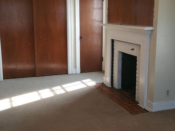 2nd image of 217 W Ash St APT 201