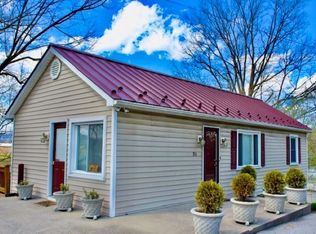 711 S Main St, Mount Crawford, VA 22841