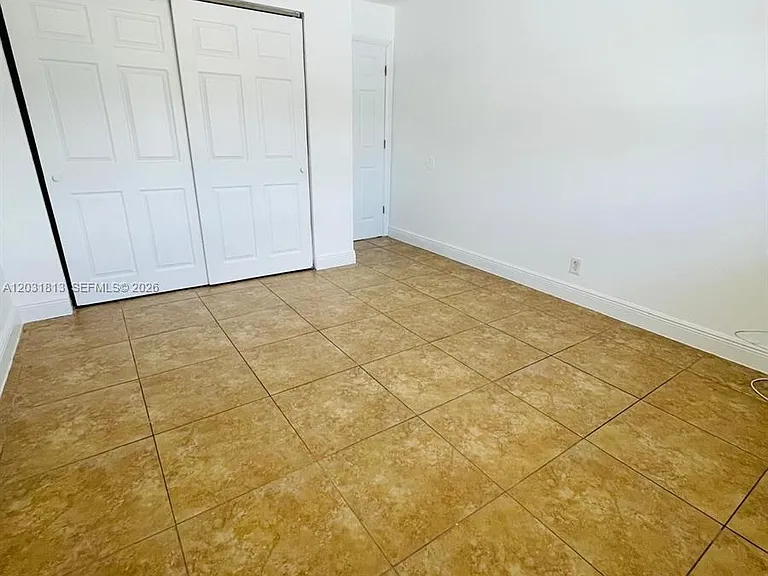 7701 SW 10th Ct #1A — Photo 10