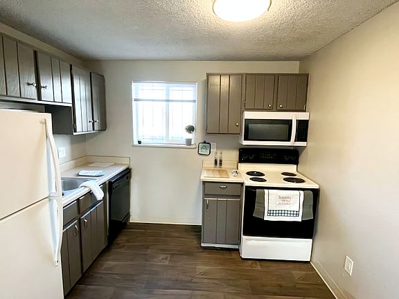 2nd image of 2201 W Virginia Ave #14