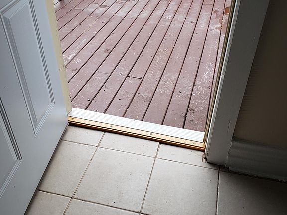 3rd image of 436 S 12th Ave APT 2