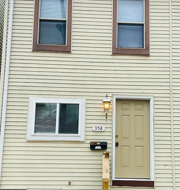 358 W Gas Ave