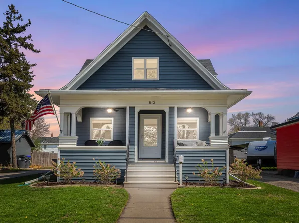 612 Lincoln St, Neenah, WI 54956