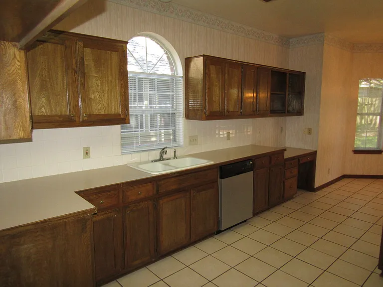 6106 John Chisum Ln — Photo 40