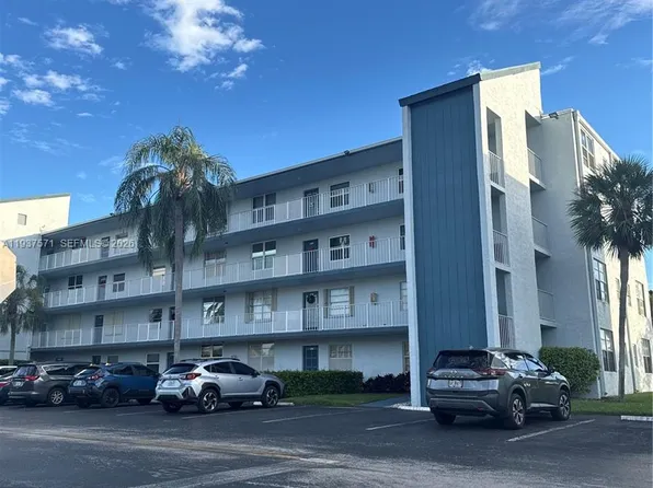 7690 NW 18th St APT 408, Margate, FL 33063