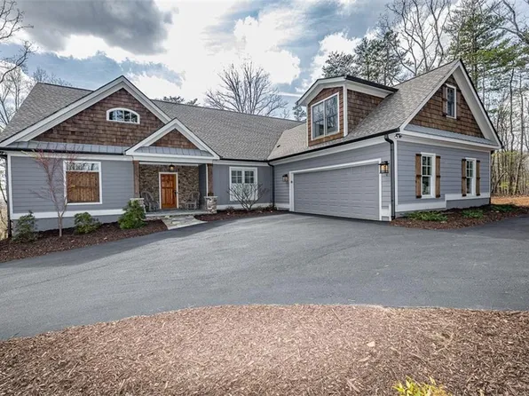 130 Hyacinth Hl, Jasper, GA 30143