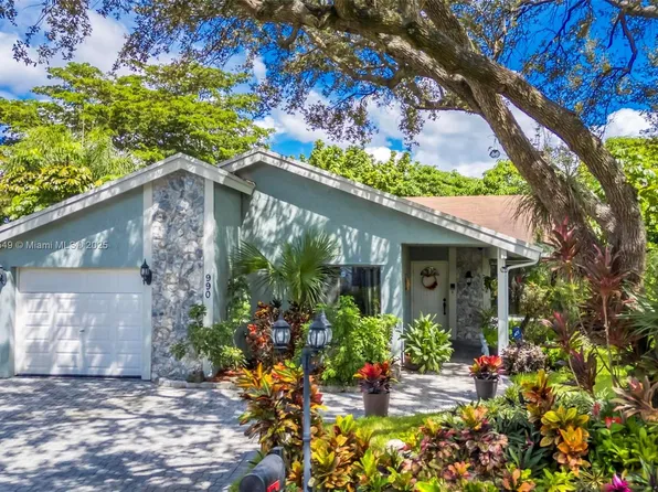 990 NW 89th Ave, Plantation, FL 33324