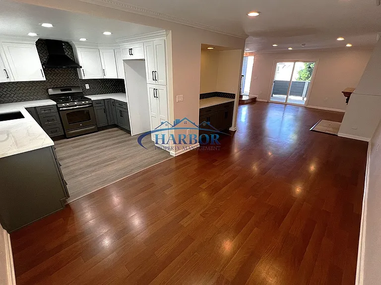 21901 Moneta Ave #34 — Photo 9