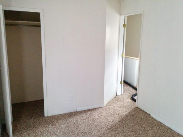 (undisclosed Address)