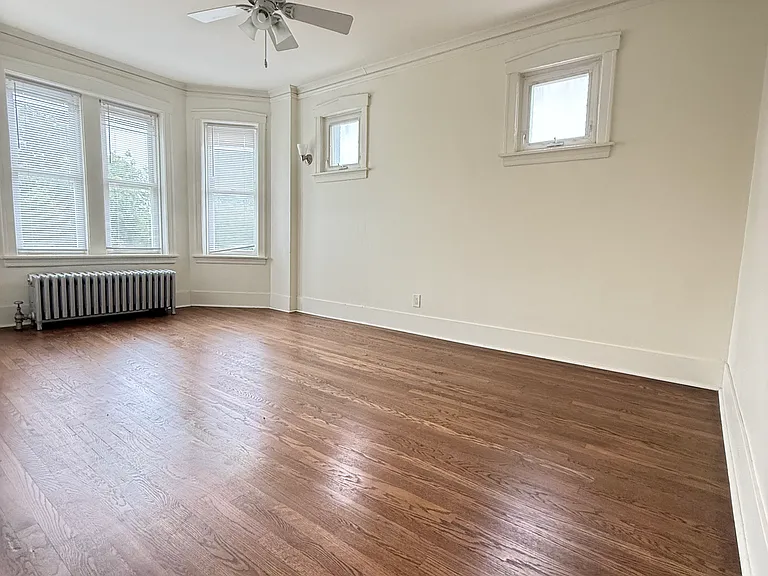 2053 N Sawyer Ave #2 — Photo 5