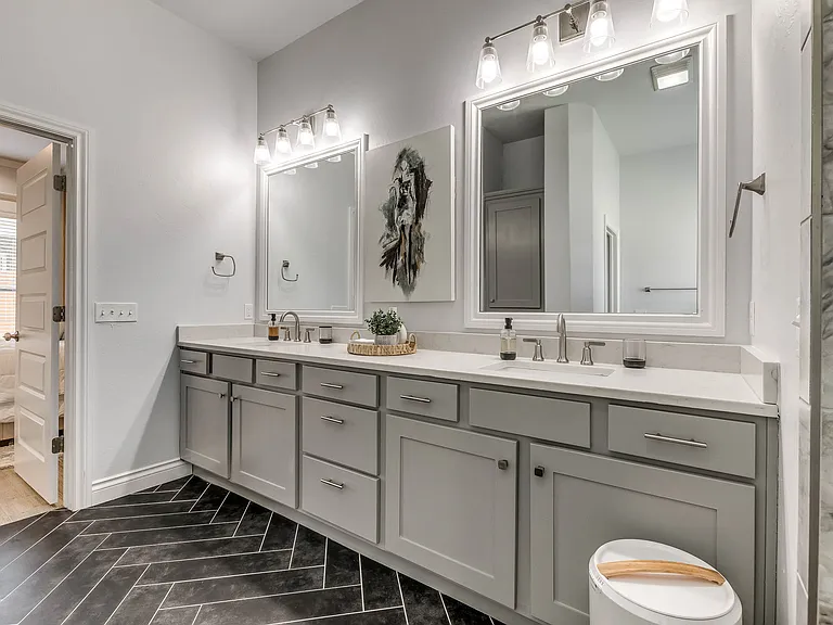 12925 Black Hills Dr — Photo 13