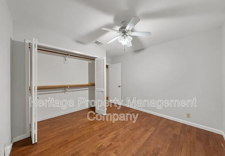 13906 N Hills Village Dr — Photo 19