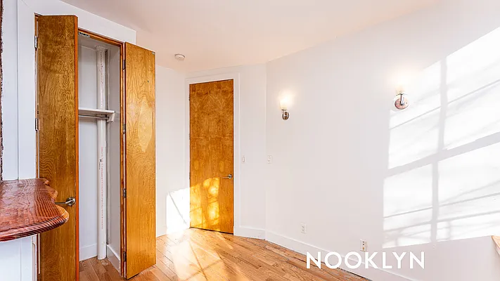 Rented by Nooklyn NYC LLC | media 2