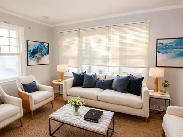 44 Rodman St, Saint Catharines, ON