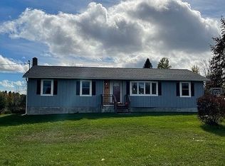 24 Arnold Rd, Plattsburgh, NY 12901