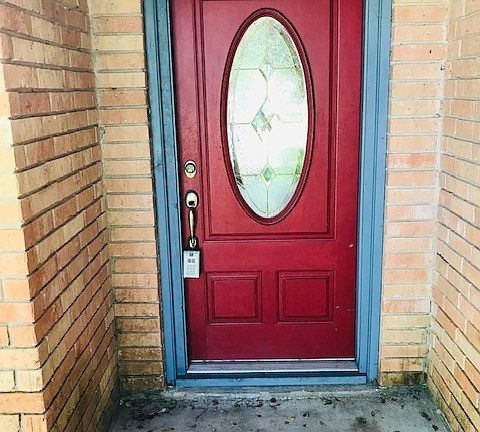 3rd image of 928 Pine Ave