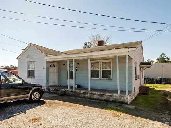 1007 W Broad St, Dunn, NC 28334