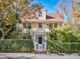 58 Pinecrest Dr, Hastings On Hudson, NY 10706