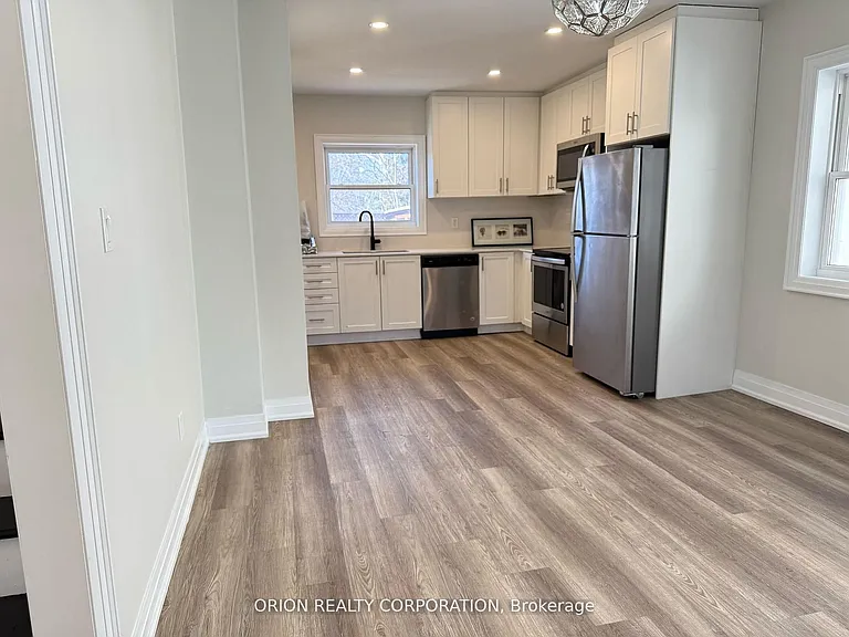 1016 Haig Blvd — Photo 15