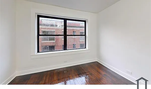 2 bed, 840 sqft, $1,600 — Photo 2