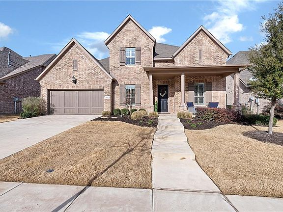 2nd image of 1311 Cottonwood Dr