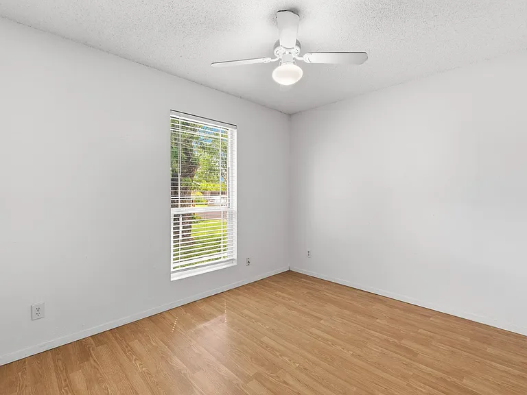 3009 Bushnell Dr — Photo 20