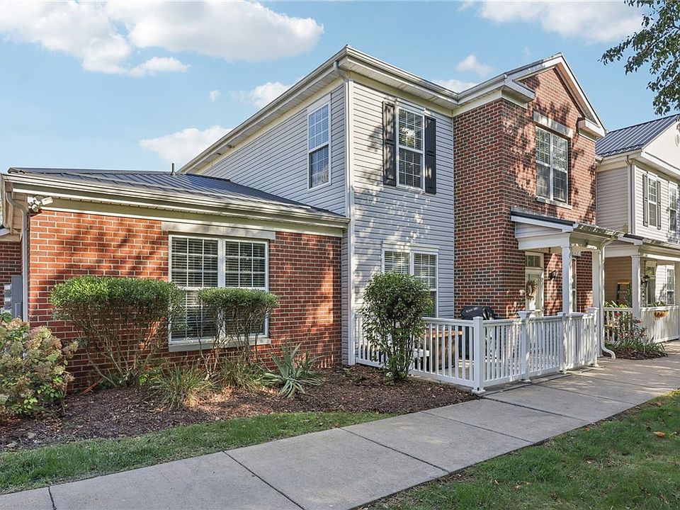 1st image of 208 Sonie Dr