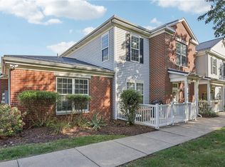 208 Sonie Dr, Sewickley, PA