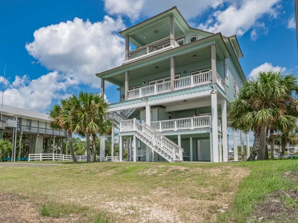 7 Beaty Taff Dr, Crawfordville, FL 32327