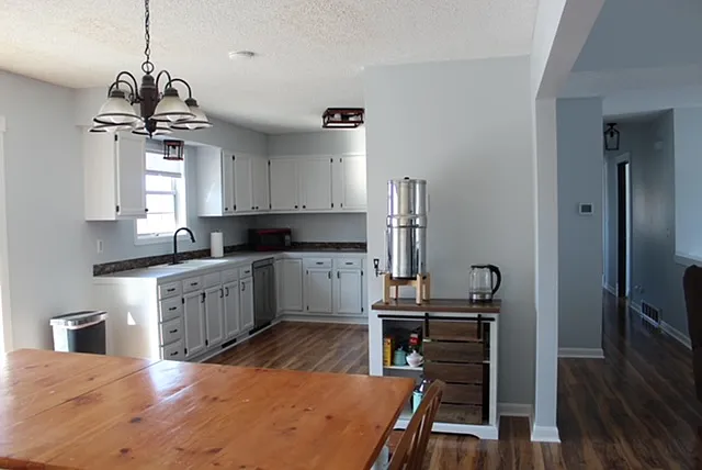 2107 Rock Bluff Rd — Photo 10