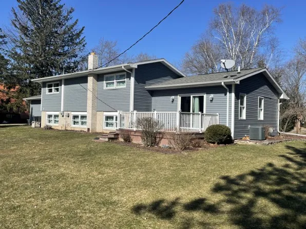 1088 Riley Rd, Caro, MI 48723