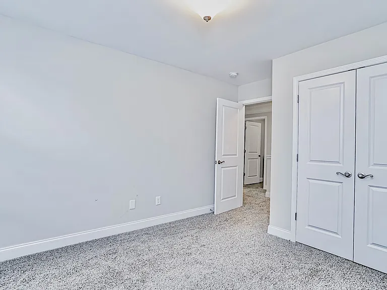 206 Snow St — Photo 9