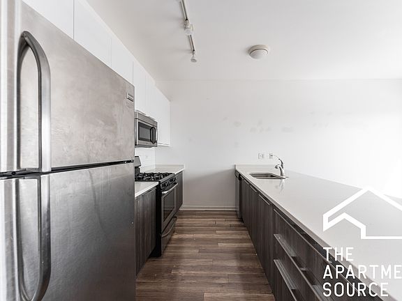 2nd image of 2700 W North Ave #302