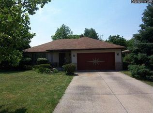 7040 Eventide Dr, Parma, OH